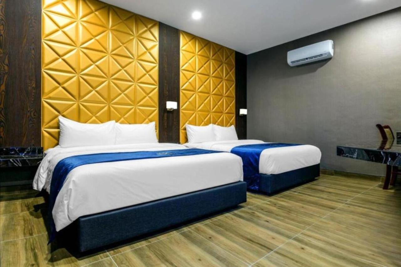 U3 Hotel Subang Jaya Buitenkant foto