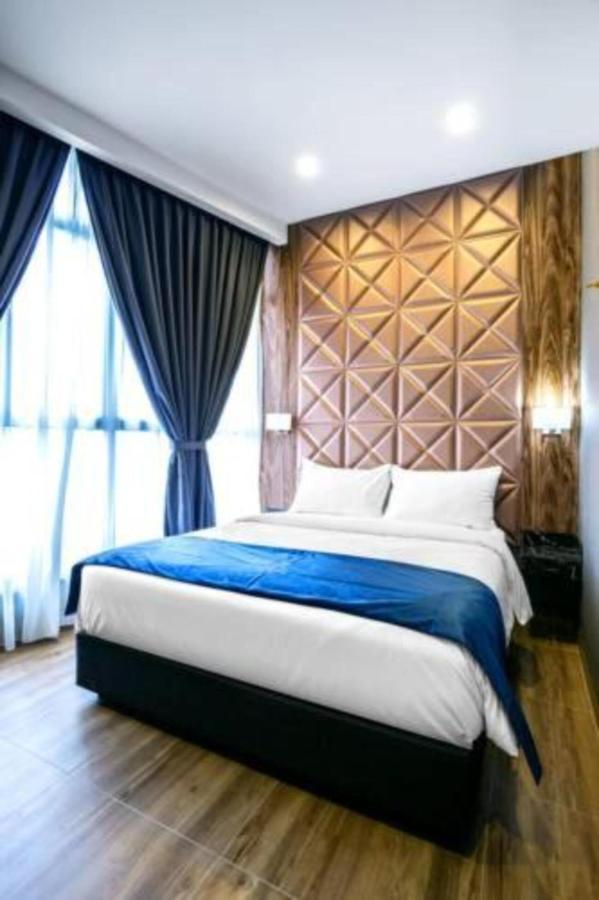 U3 Hotel Subang Jaya Buitenkant foto