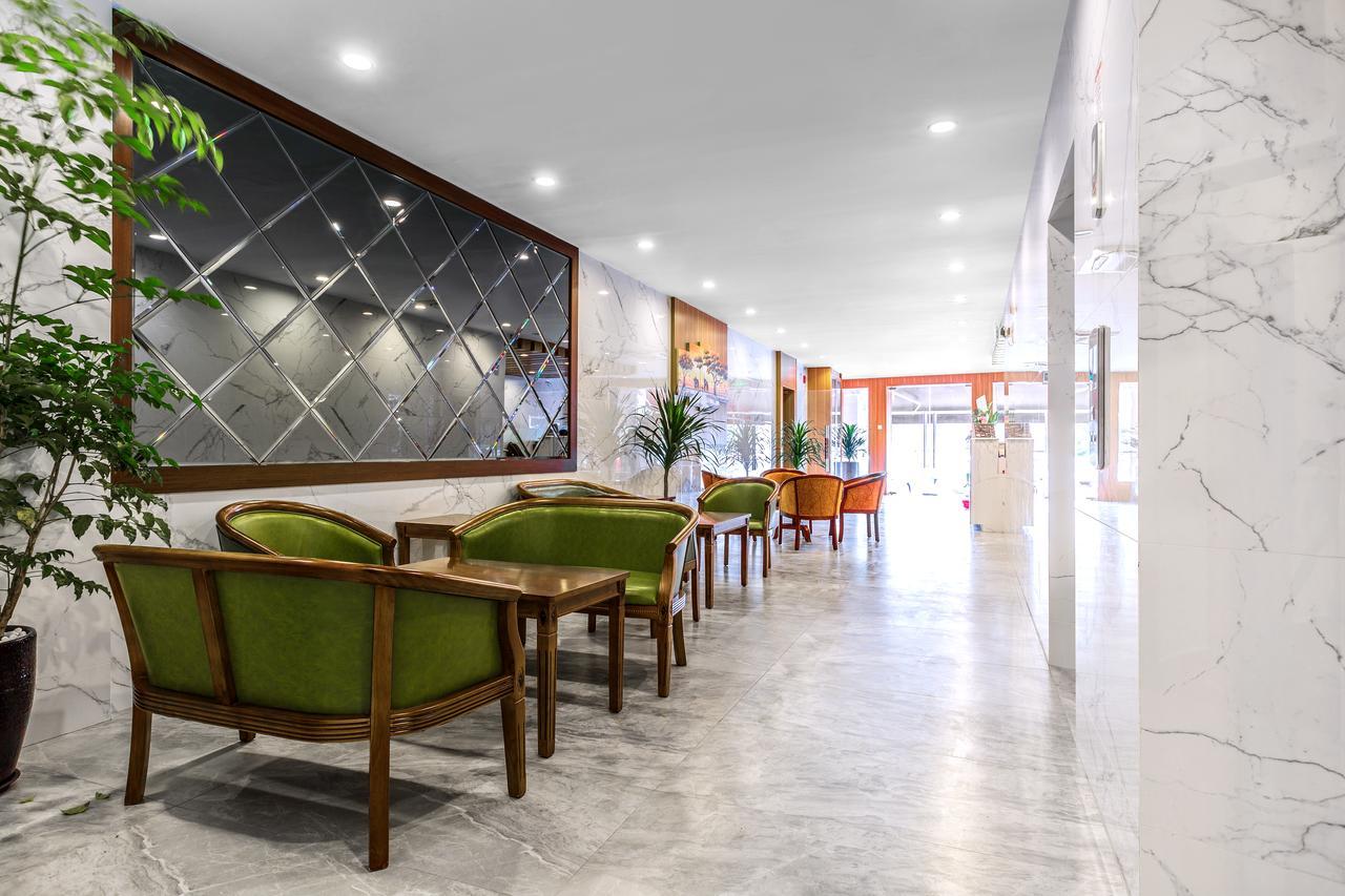 U3 Hotel Subang Jaya Buitenkant foto